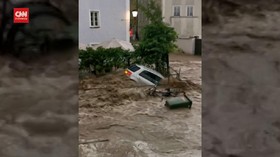 VIDEO: Jerman Masih Banjir, Air Bah Meluas ke Austria