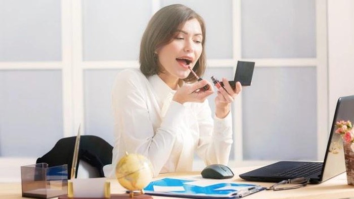 Jangan Asal, Ternyata Begini Cara Simpan Produk Kecantikan Agar Tidak Mudah Rusak