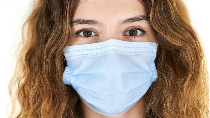 Nggak Boleh Asal, Ini 5 Cara Buang Masker Sekali Pakai dengan Benar