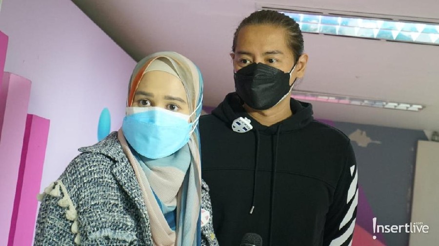 Cut Meyriska dan Roger Danuarta
