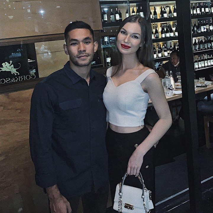 <p>Diego Afisyah pertamakali bertemu Polina di acara fashion show salah satu desainer ternama. Polina merupakan model yang kerap melenggang di pekan mode, Bunda. (Foto: Instagram: @diegoafisyah)</p>
