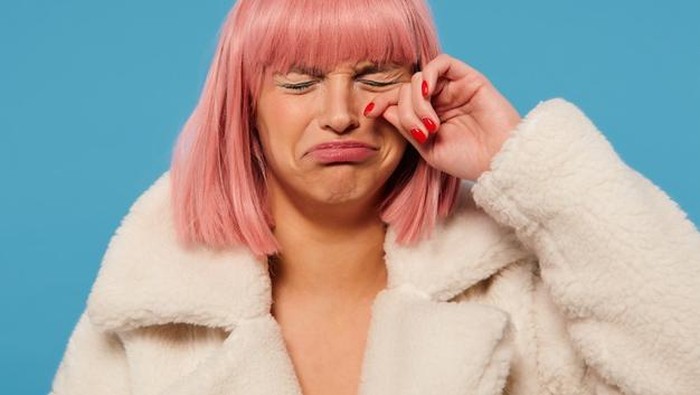 Hati-hati, Terlalu Berempati Tinggi Bisa Sebabkan Emotional Sponge! Apa Maksudnya?