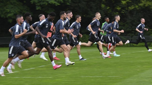 Di Olimpade Tokyo 2020, timnas Jerman diperkuat skuad juara Piala Eropa U-21 2021 dan Runner-up Piala Eropa U-21 2019.
