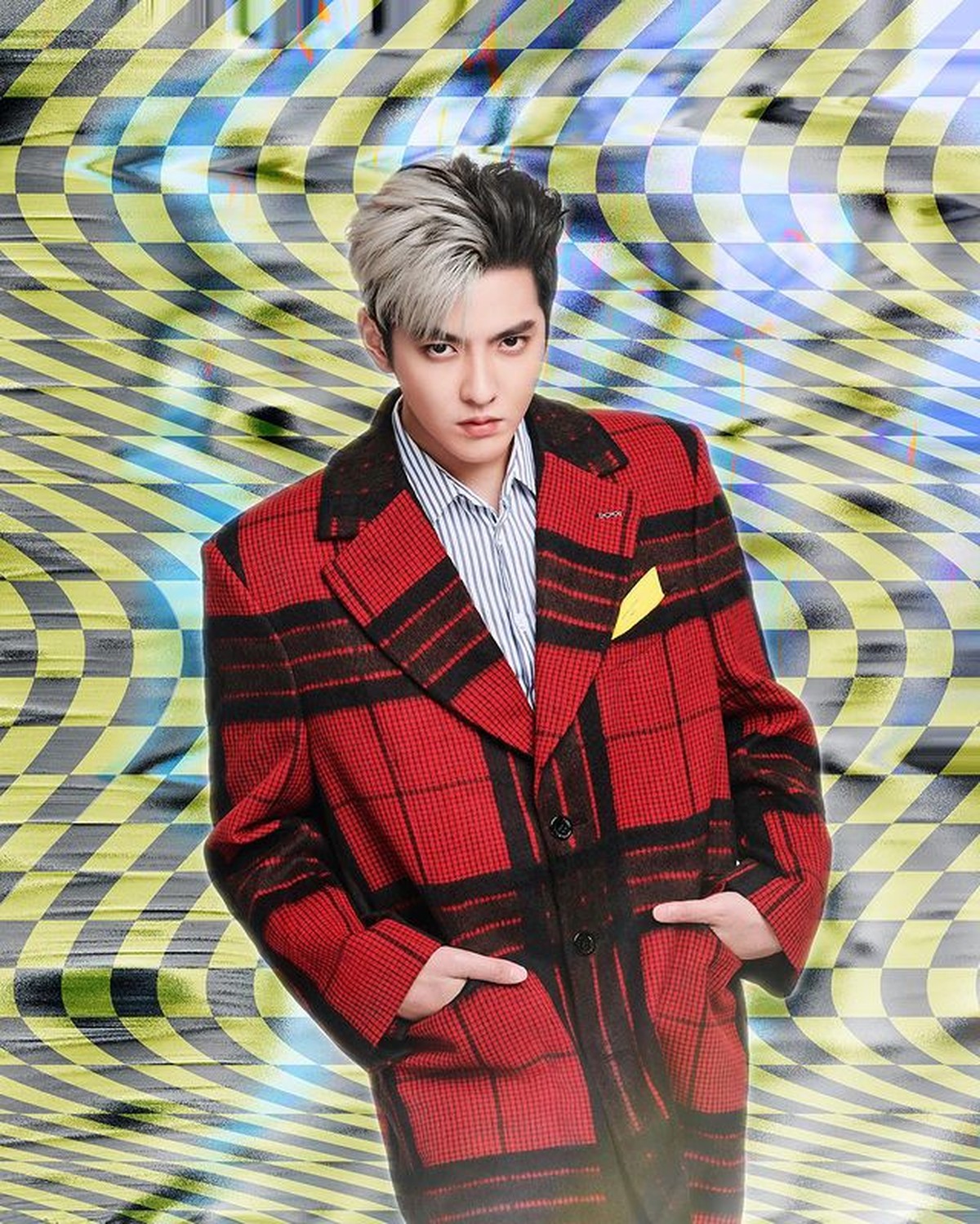 Eks personel EXO&comma; Kris Wu dituding melakukan pemerkosaan terhadap 30 gadis&comma; ada yang masih di bawah umur&period; Yuk intip potretnya&excl;
