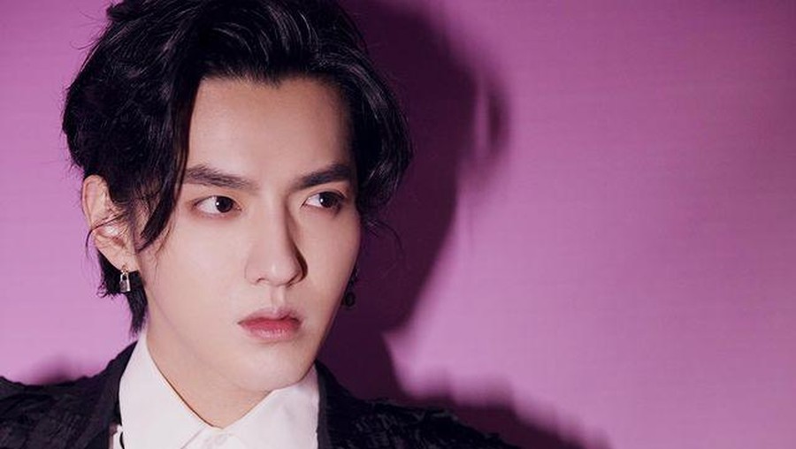 Intip Potret Kris Wu Eks EXO yang Dituding Perkosa 30 Gadis Eks personel EXO, Kris Wu dituding melakukan pemerkosaan terhadap 30 gadis, ada yang masih di bawah umur. Yuk intip potretnya!