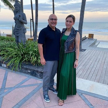 Rayakan Ultah Pernikahan ke-4, Irwan Mussry Syukuri Hal Ini