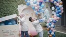 Momen Keseruan Gender Reveal Party Anak Kesha Ratuliu dan Adhi Permana Kesha Ratuliu dan Adhi Permana sang suami merayakan gender reveal party anak pertama mereka. Yuk kita intip momen serunya!