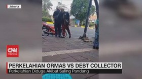 VIDEO: Perkelahian Ormas Vs Debt Collector