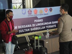 Pria Bawa Tes PCR Istri Juga Pakai Cadar Saat Terbang dari Halim ke Ternate