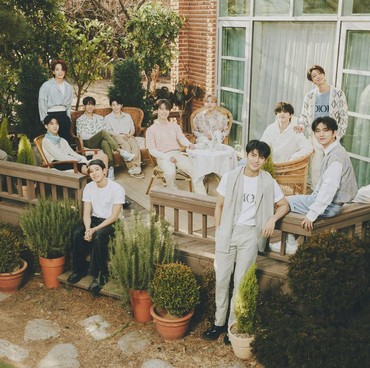 SEVENTEEN Bakal Rilis Single Bahasa Inggris Pertama Berjudul 'Darl+ing'