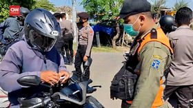 VIDEO: Warga Madura Diputar Balik di Penyekatan Suramadu