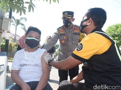 Vaksinasi di Lamongan Mulai Dilakukan Door to Door
