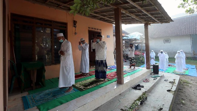 Pemerintah pusat RI menyebut Kota Blitar telah memenuhi standar dari Badan Kesehatan Dunia (WHO) untuk mulai melakukan uji coba new normal.