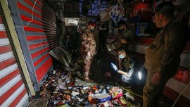 FOTO: Ledakan di Pasar Irak Jelang Iduladha, 35 Orang Tewas