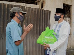 Peringati Idul Adha, Sandiaga Salurkan 1.000 Hewan Kurban