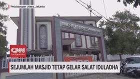 VIDEO: Sejumlah Masjid Tetap Gelar Salat Iduladha