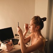 Makeup Sekaligus Skincare? 5 Produk Ini Bisa Memberikan Benefit Keduanya, Lho!