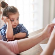 Atasi Speech Delay, Ini Kiat Stimulasi Kemampuan Bicara Anak di Rumah