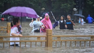 Banjir Bandang Terjang China, Kemlu Pastikan WNI Aman