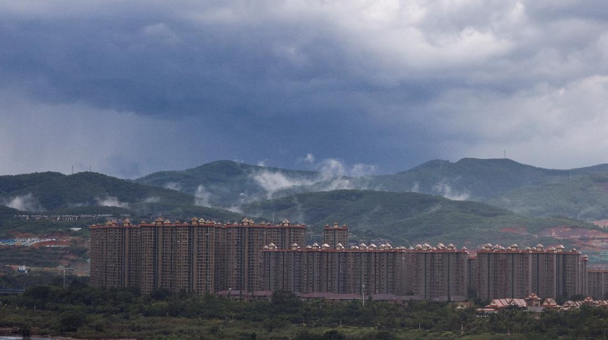 FOTO: Kelana Gajah China Merana Kehilangan Habitat