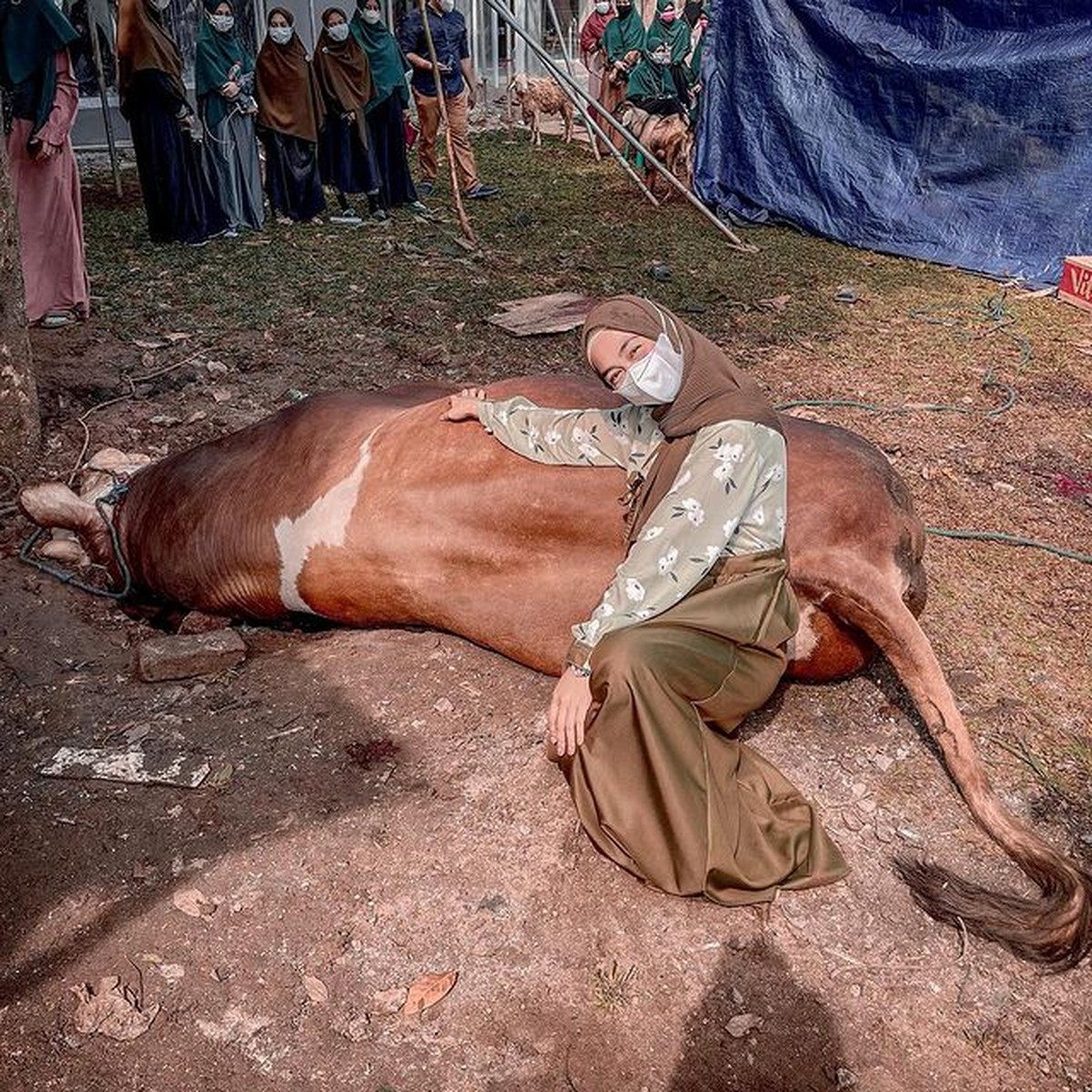 Ini adalah potret sederet artis Tanah Air merayakan hari Raya Idul Adha dengan cara dan gaya masing-masing&period; Yuk intip&excl;