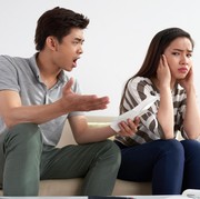 8 Tanda Kamu Terjebak dalam Abusive Relationship, Segera Pergi dan Cari Pengganti