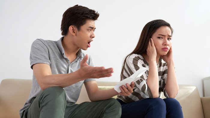 8 Tanda Kamu Terjebak dalam Abusive Relationship, Segera Pergi dan Cari Pengganti