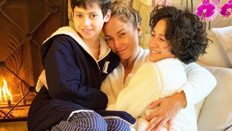 Jennifer Lopez