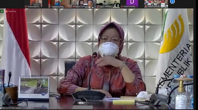 Mensos Risma menyatakan memiliki empat langkah strategis guna menghadapi potensi bencana alam, termasuk dengan tidak mengabaikan peringatan BMKG. 