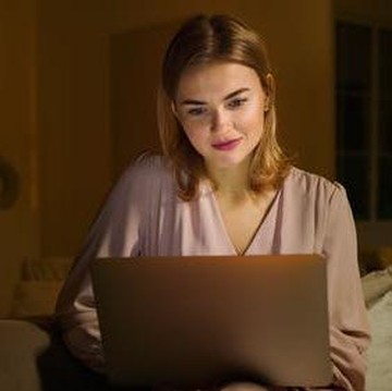 Saat Dunia Tidur, 3 Zodiak Ini Malah Paling Produktif di Malam Hari