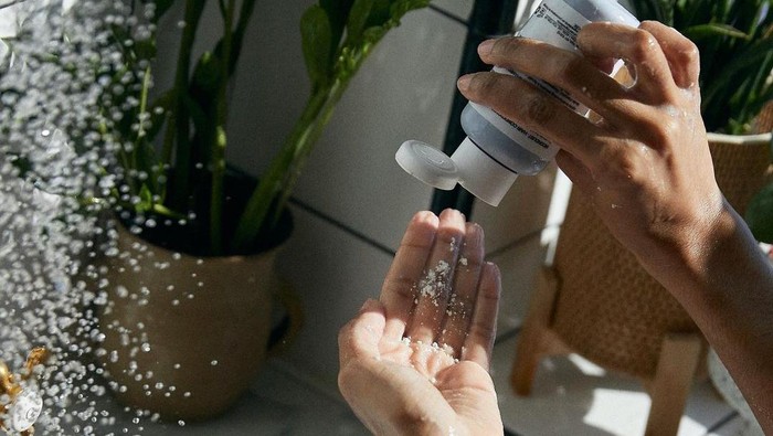 Baru! Powder Shampoo, Pilihan Perawatan Rambut Sustainable