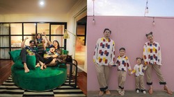 img-title Outfit Keluarga Ryan Delon & Sharena, Pakai Jersey Kembaran Saat Nobar