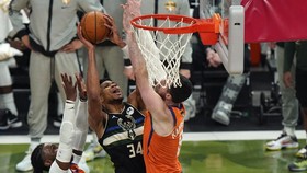 Milwaukee Bucks Juara Final NBA 2021