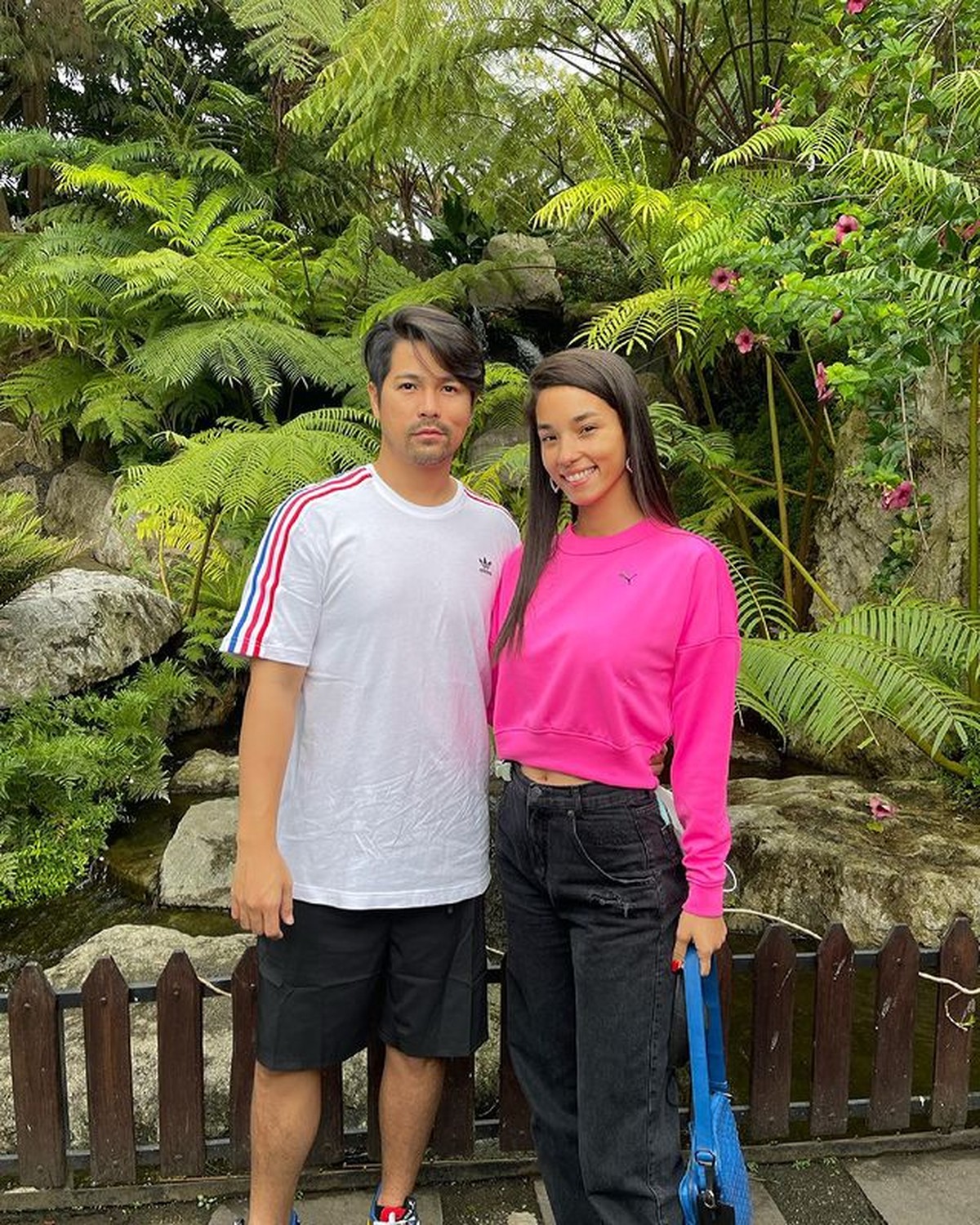 Vanessa Lima tunangan Erick Iskandar tengah mengandung&period; Yuk kita intip potret kemesraan mereka&excl;