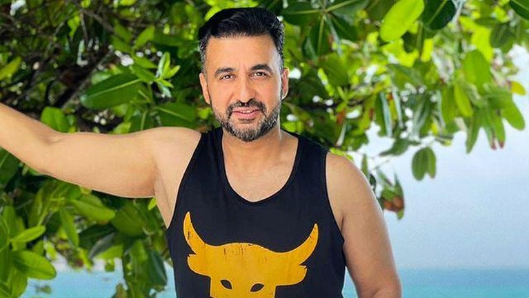 Sosok Suami Shilpa Shetty yang Ditangkap Kasus Film Porno Raj Kundra suami Shilpa Shetty bintang Bollywood ditangkap oleh polisi atas dugaan kasus film porno. Yuk intip sosoknya!