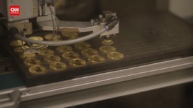 VIDEO: Royal Mint Cetak Laba Ciamik Jual Koin David Bowie