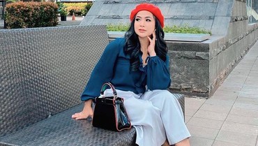 img-title Pilih Cerai Diam-diam, Feni Rose: Aku Malas Didekati Cowok-cowok