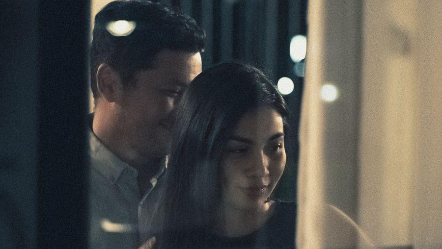 Yuk! Intip Pesona Seksi Ariel Tatum Saat Kulineran