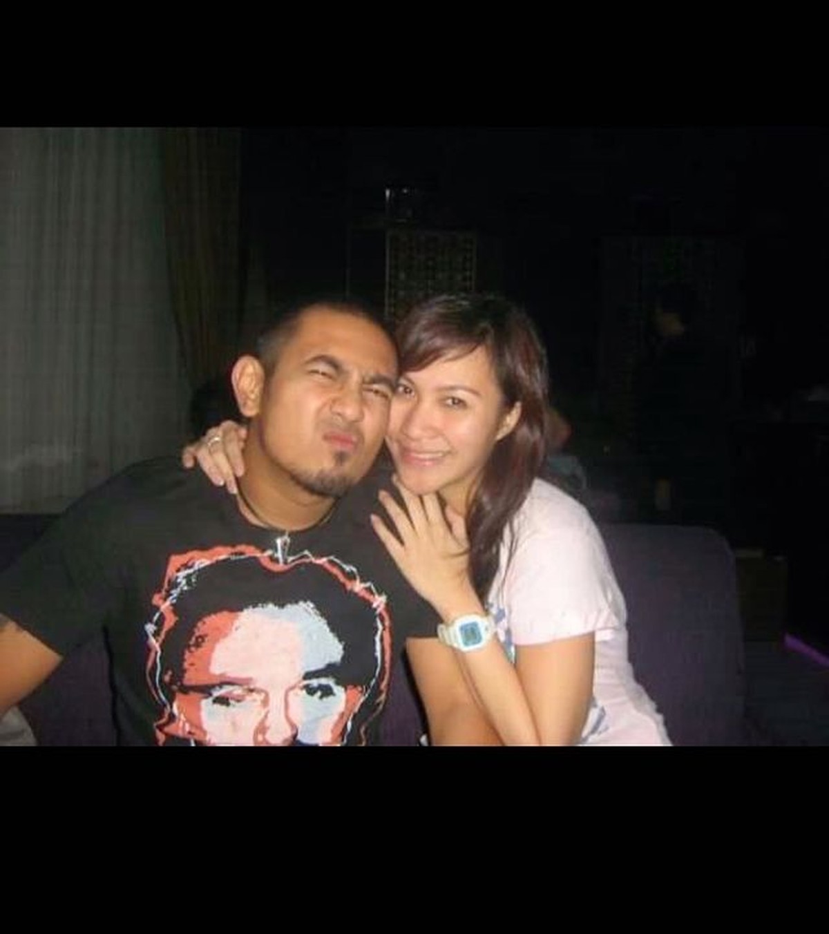 Rumah tangga penyanyi Rio Febrian dan Sabria Kono jauh dari isu tak sedap&period; Yuk kita intip potret harmonis mereka&excl;