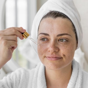 img-title BeauPicks: Nggak Bikin Kilang Minyak, 5 Produk Face Oil Ini Khusus untuk Kulit Berminyak & Berjerawat!