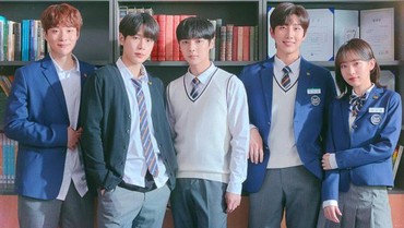 Lirik Lagu Spark (OST Light On Me) - A.C.E