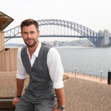 Taika Waititi Jadi Alasan Chris Hemsworth Mau Perankan Thor Lagi