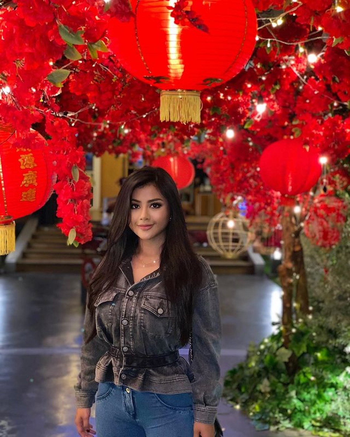 Nama Tania Ayu terseret kasus prostitusi online artis inisial TA yang kembali ramai dibahas&period; Yuk kita intip potretnya&excl;