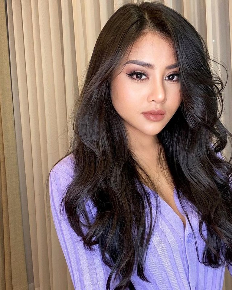 Potret Tania Ayu Pamer Body Goals Nama Tania Ayu terseret kasus prostitusi online artis inisial TA yang kembali ramai dibahas. Yuk kita intip potretnya!