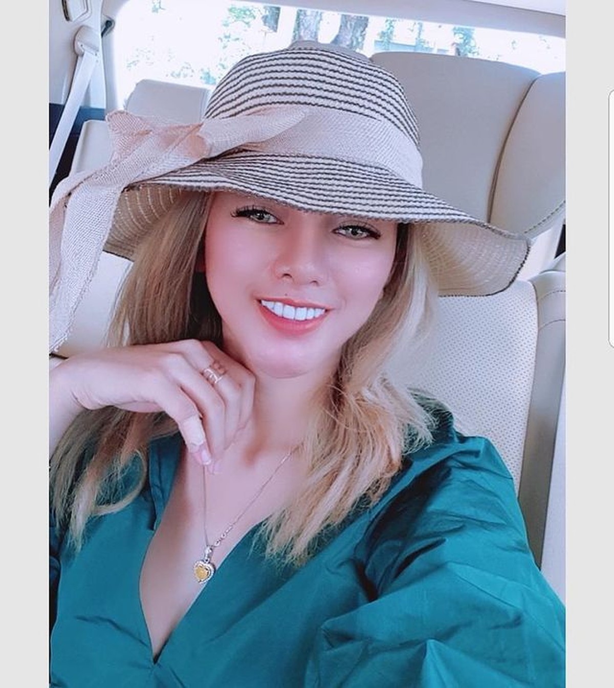 Rumah tangga Choky Andriano sedang berada diujung tanduk dan diduga karena orang ketiga bernama Intan Permata&period; Yuk intip sosoknya&excl;