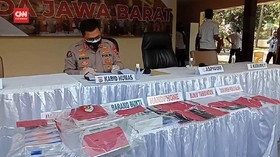 VIDEO: 3 Penimbun Obat Covid-19 Ditangkap Polisi