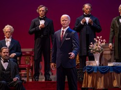 Joe Biden Muncul Nih di Hall of President Disney World Mulai Bulan Depan