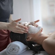 5 Kesalahan Pakai Clay Mask, Bikin Wajah Terlalu Kering Hingga Kemerahan