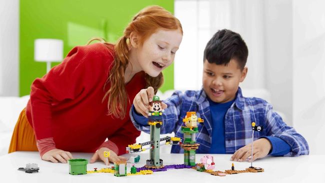 Sejak 1983, kemunculan Luigi sebagai saudara Mario Bros memang memberikan warna tersendiri. Luigi kini bergabung dengan Mario dalam bentuk Lego berteknologi.
