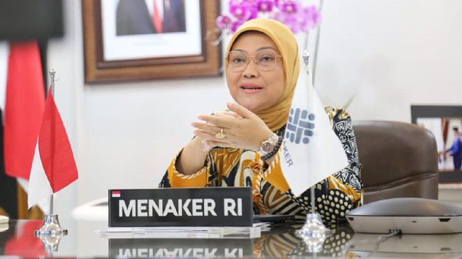 Menteri Ketenagakerjaan Ida Fauziyah dan Menteri Desa, Pembangunan Daerah Tertinggal dan Transmigrasi (PDTT) Abdul Halim Iskandar mengundurkan diri.